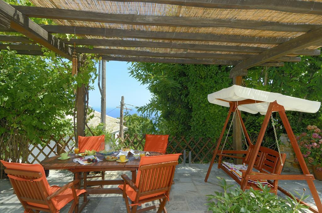 Guesthouse Iris Tsagarada Exterior photo