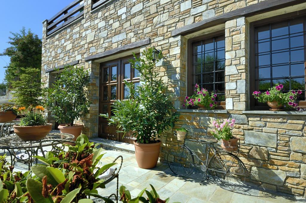 Guesthouse Iris Tsagarada Exterior photo